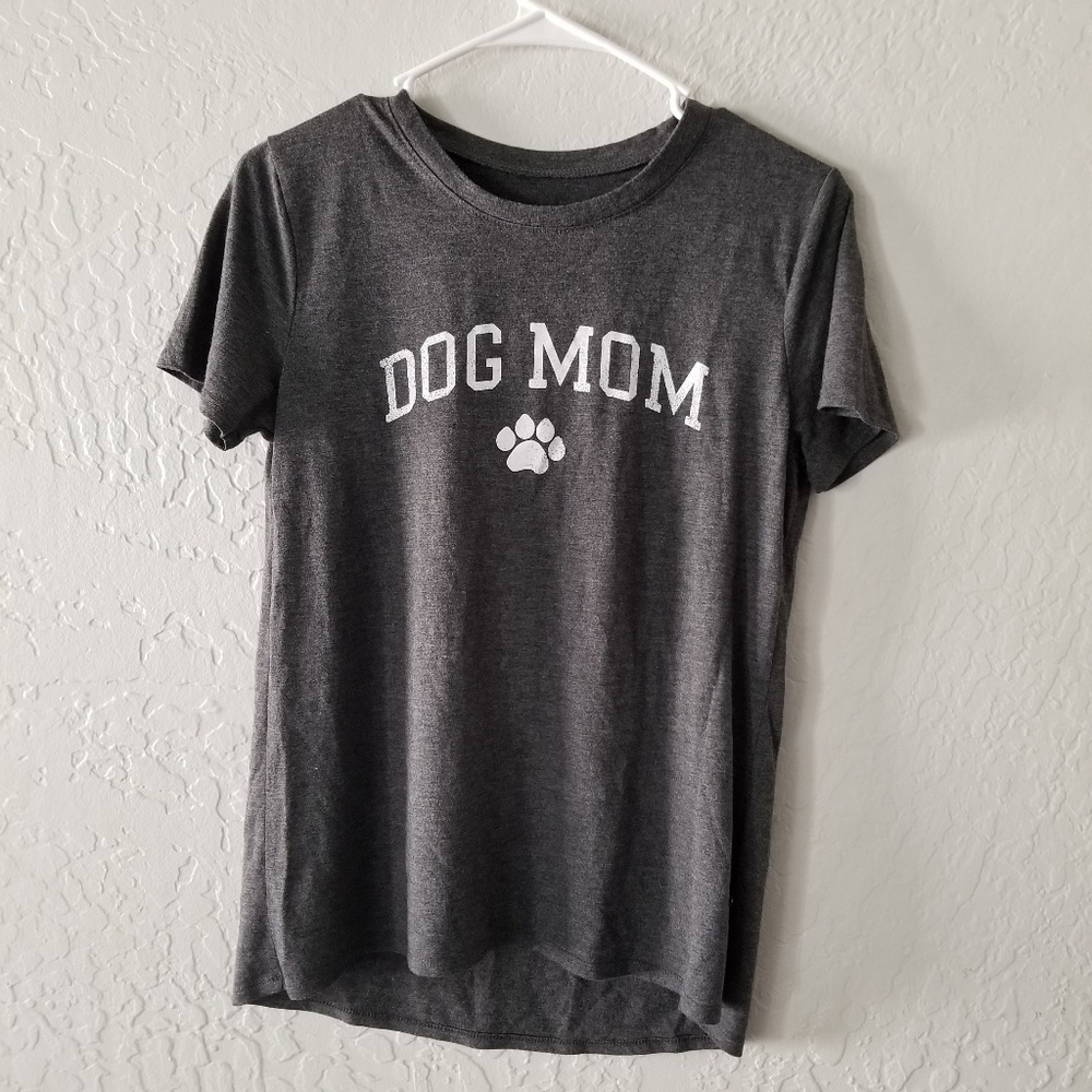 Dog Mom Shirt Size Medium